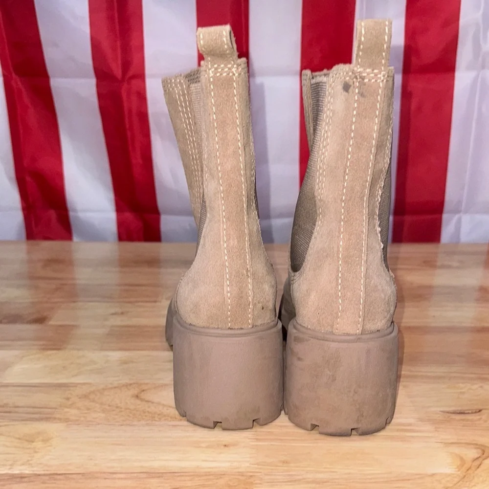 Steve Madden Tan Suede Ankle Booties - Picture 3 of 4